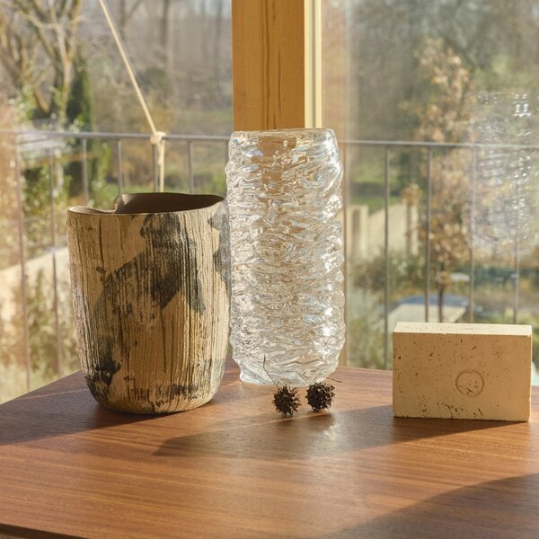 Kave Home Skleněná váza Vorma 30 cm