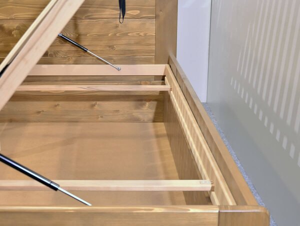 Postel s úložným prostorem Mark, masiv smrk, 120x200