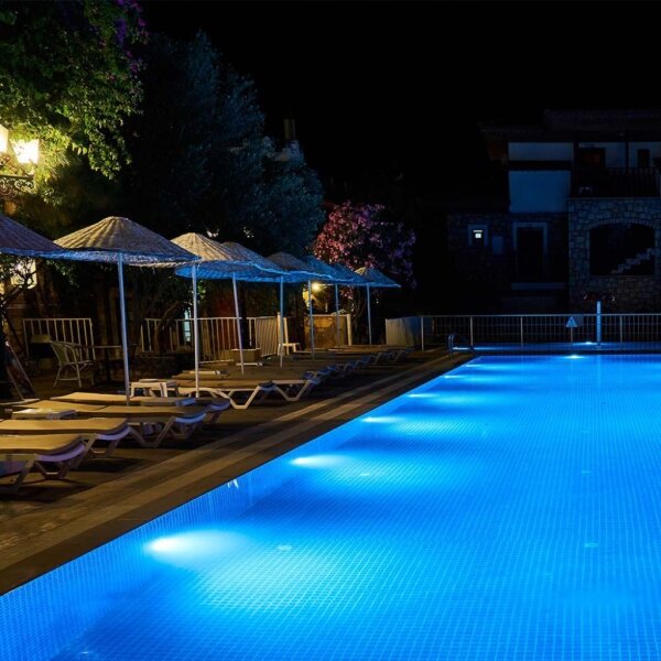 LED Bazénová žárovka LED/18W/12V IP68 6500K