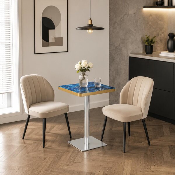 Sada stolku a židlí, kulatý stolek o průměru 60 cm, materiál MDF, 2 sametové židle, opěradlo ve tvaru okvětního lístku (modrá barva)
