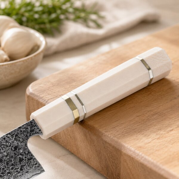 Šéfkuchařský nůž z damaškové oceli Ivory SaKuRo 20,8 cm