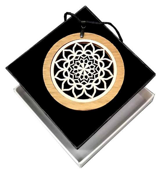 AMADEA Dřevěný přívěsek z masivního dřeva kulatý s vkladem - mandala, 6,5 cm