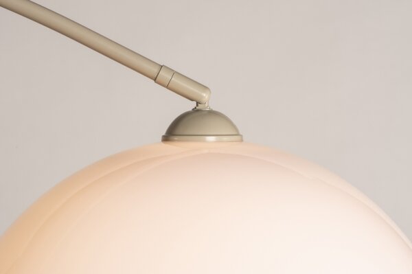 Stojací oblouková lampa Cannes Filliore (LMD)