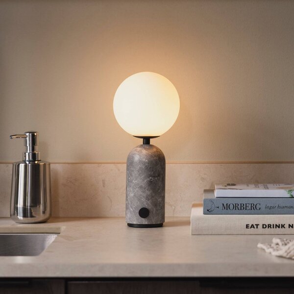 Globen Lighting Stolní lampa Torrano na dobíjecí baterii, mramorově šedá, stmívatelný, Hliník / šedá / zinek, Obývací pokoj / jídelna, Kámen, Design, Koule