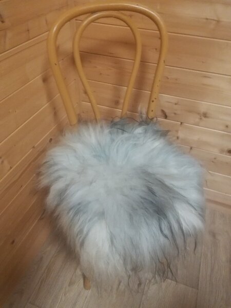 ARCTIC FUR Ovčí kožešina podsedák 40x40 cm, šedý, nebarvený