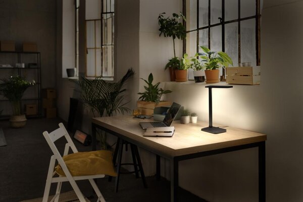 LEDVANCE LED stolní lampa Office Line Desk Banker 7W CCT Dimmable černé 4058075842946