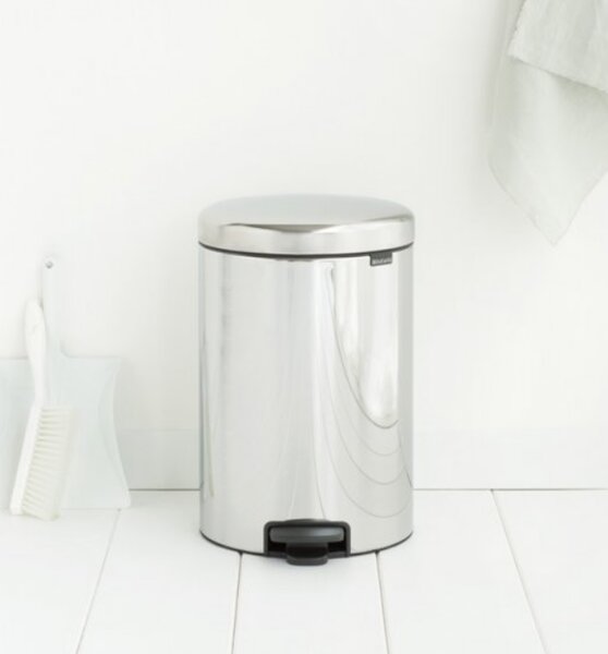 Brabantia Pedálový odpadkový koš newIcon - 20 L lesklá ocel