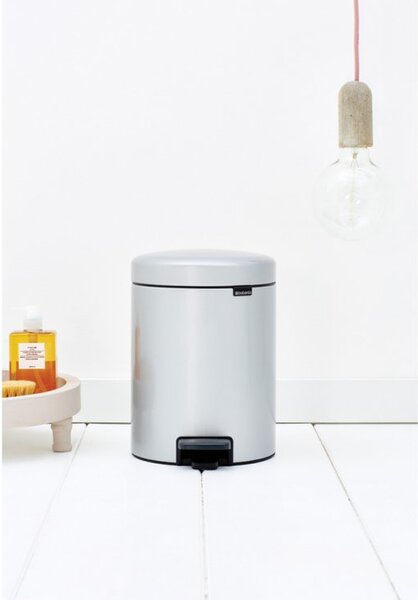 Brabantia Pedálový odpadkový koš newIcon - 5 L, metalická šedá