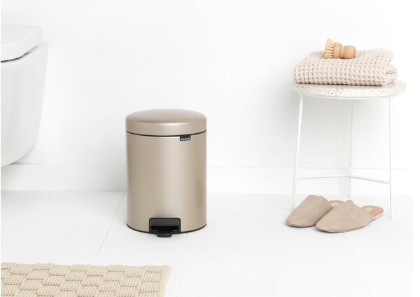 Brabantia Pedálový odpadkový koš newIcon - 5 L, champagne