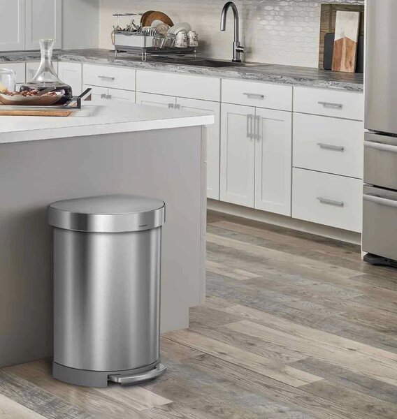 Pedálový odpadkový koš Simplehuman – 60 l, půlkulatý, kartáčovaná ocel, FPP, rám na sáčky