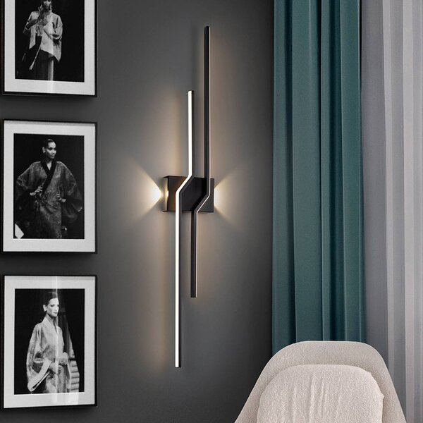 Schuller Valencia LED nástěnné světlo Zig Zag, výška 100 cm, černá, kov, 4 svítidla., Černá, Obývací pokoj / jídelna, Hliník, Moderní