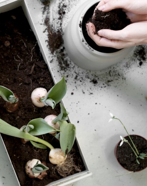 Ferm Living Truhlík na květiny Plant Box Small, Light Grey
