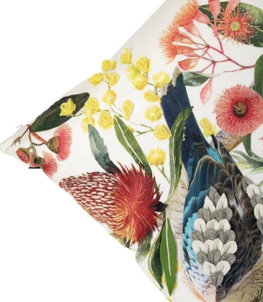 Bílý polštář s papouškem a květy Fleury Bird - 45*10*45cm - Mars & More