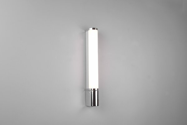 Trio 284074206 LED nástěnné svítidlo Piera 1x8W | 850lm | 3000K | IP44 - zásuvka, vypínač na těle, chrom