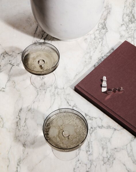 Skleničky Ripple Champagne Saurces - 2 kusy "Smoked Grey" ferm LIVING