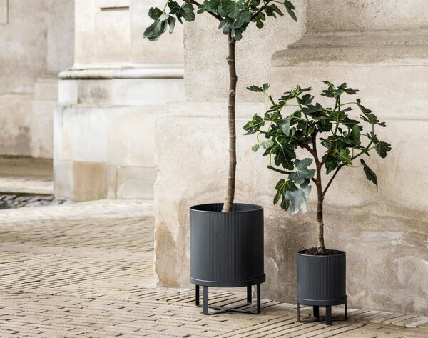 Ferm Living Květináč Bau Pot Small, black