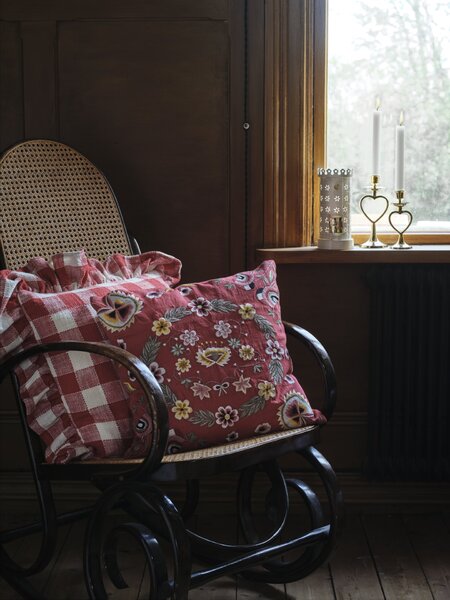 Kovový svícen Tiled Stove White