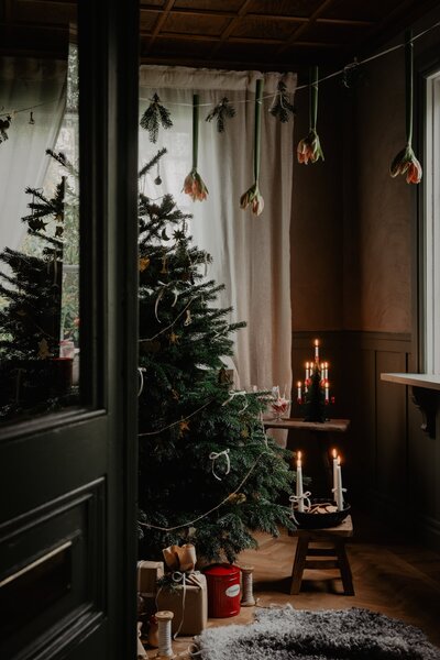 Vánoční girlanda Ornament Brass 200 cm