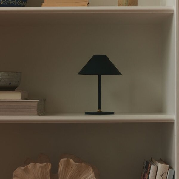 Halo Design Plastová nabíjecí stolní LED lampa Hygge 19,5 cm