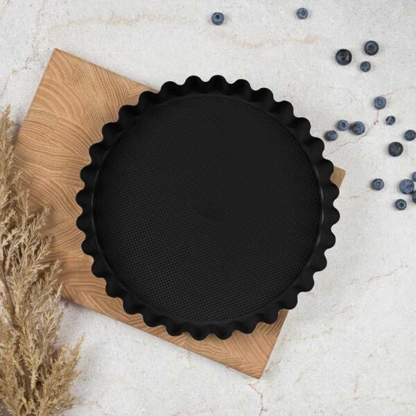 Forma na koláč s titanovým povrchem Matte Black Collection