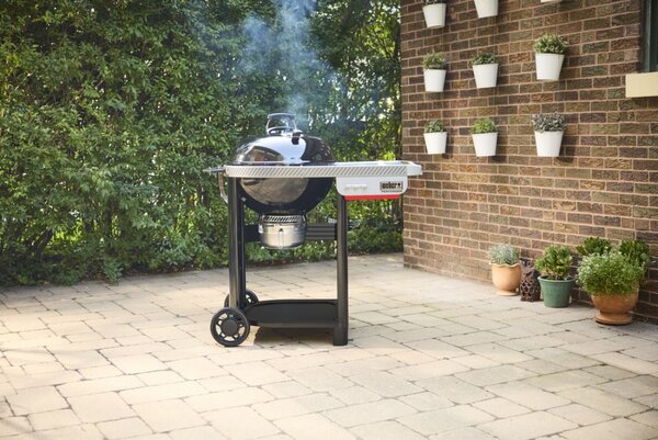 Weber Gril na dřevěné uhlí Performer 57 cm