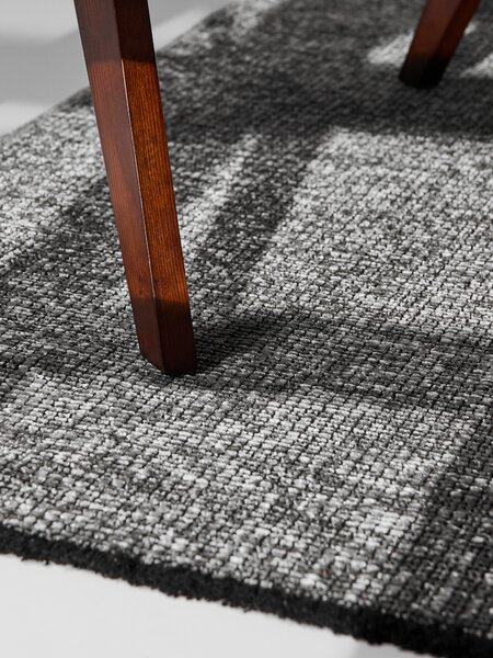 ELLE Decoration, Běhoun Brilliance Prisma 106310 Silver Grey z kolekce Elle, 80x250, šedá, ložnice