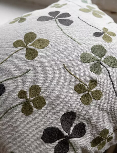 Fine Little Day Povlak na polštář Clover Green 50 x 50 cm FLD217