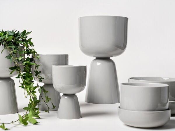 Iittala Květináč Nappula S, vysoký / šedý