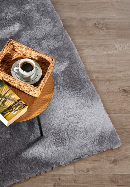 Koberec Elle Decoration COSY Calida stříbrný