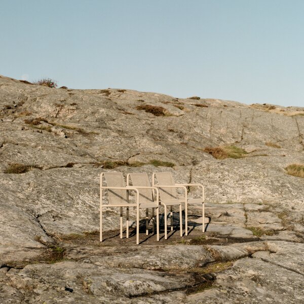 FERM LIVING Zahradní lavice Dapple, Tea Green