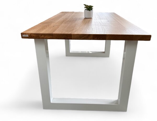 Morawood Jídelní stůl Brisbane Barva desky: Ořech, Rozměr desky: 700x1300(mm), Úprava hrany: Rovná