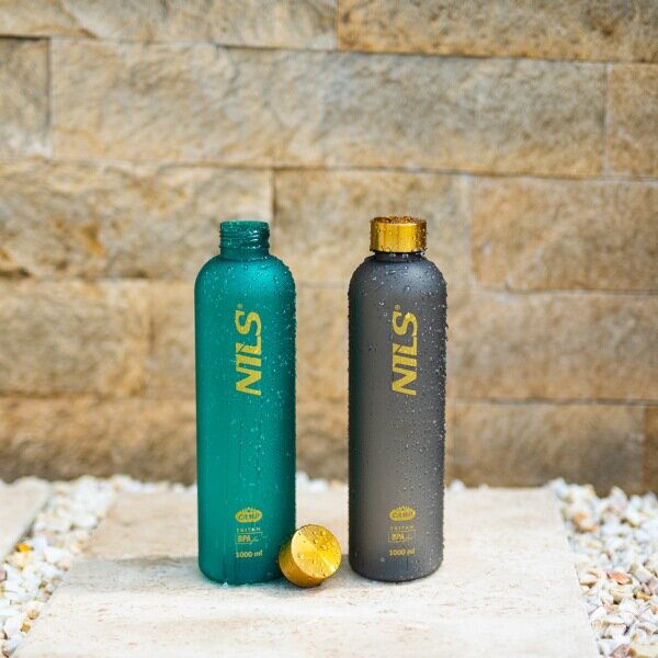 HMS NCD61 ČERVENÁ TRITANOVÁ LÁHEV NA PITÍ 1000 ML NILS CAMP