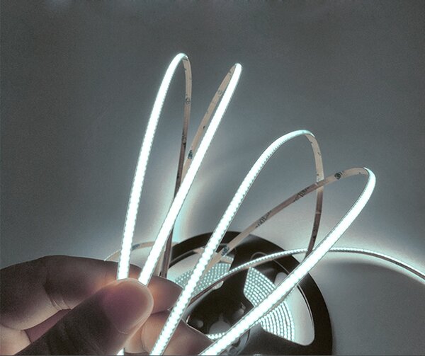 SOLIGHT LED COB stmívatelný světelný pás 5m, 10W/m, 1000lm/m, CR>90, IP44, studená bílá