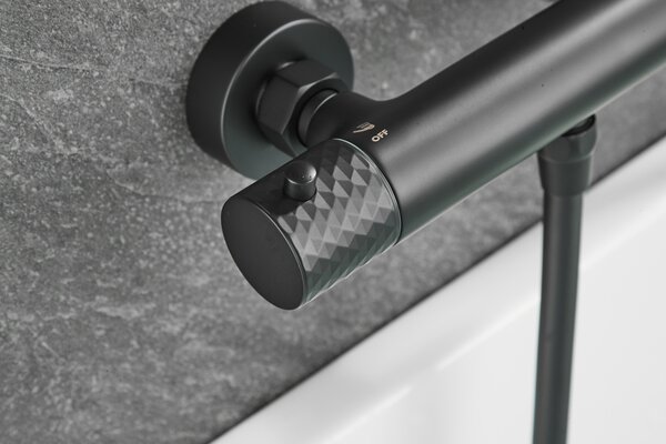 Gamma Gamma, nástěnná sprchová termostatická baterie s ruční sprchovou soupravou, černá matná, GMA-BRYPNT-BK