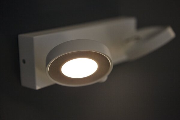 53172/31/P0 Clockwork SVÍTIDLO BODOVÉ LED 2x4,5W 1000lm 2200-2700K, bílá