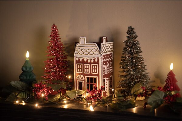 Červený kovový svícen na čajovou svíčku domeček – 12x12x22 cm