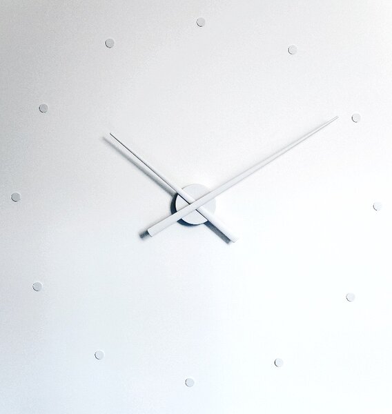 Nástěnné hodiny NOMON OJ bílé 50 cm - NOMON (Designové hodiny OJ bílé 50 cm - NOMON)