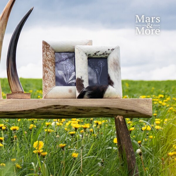Stojací fotorámeček z bílo-hnědé kravské kůže Gonfler - 13*18cm - Mars & More