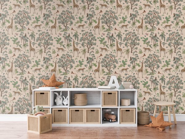 FUGU Dětská tapeta Zvířata v džungli – Jungle Frenzy Beige Materiál: Digitální eko vlies - klasická tapeta nesamolepicí