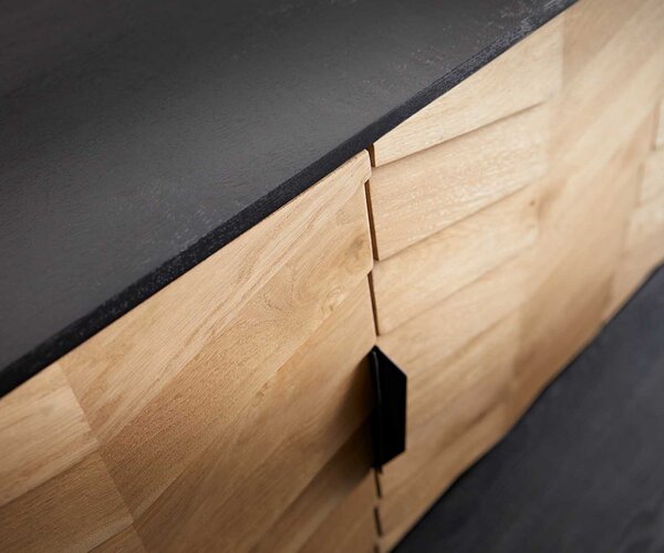 DELIFE Komoda Muvi 175 cm dub přírodní mango černý kov černý 4 dvířka