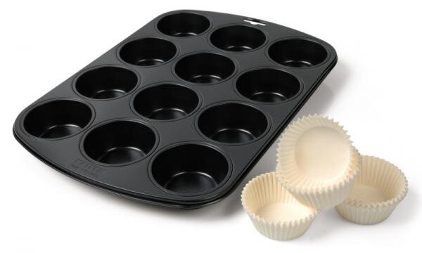 CREATIV forma na 12 Muffinů a 60 papírových košíčků - KAISER (Set CREATIV forma na 12 muffinů a 60 papírových košíčků - KAISER)