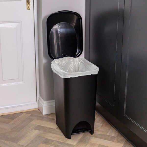 Černý pedálový plastový odpadkový koš 40 l - Addis
