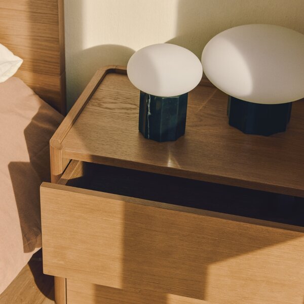 Kave Home Černá mramorová stolní lampa Idela Ø16 cm