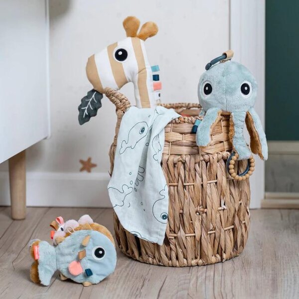 Modrá látková knížka s aktivitami Done by Deer Sea friends