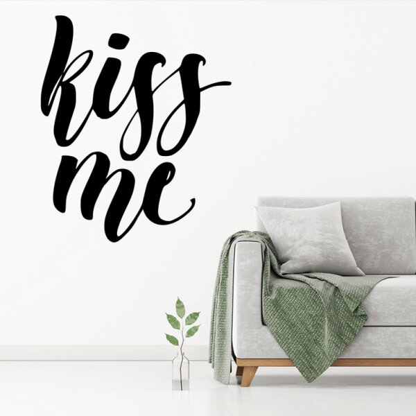 Samolepka Kiss me