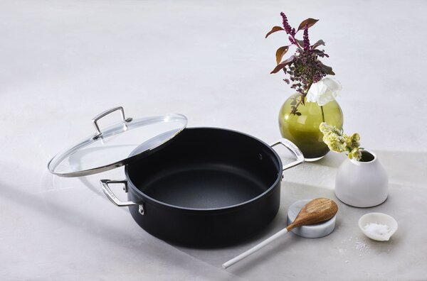Le Creuset 51113240010500 Hrnec Sauteuse nepřilnavý hliník s úchyty 24 cm