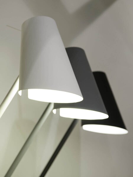 STOLNÍ LAMPA CARDIFF ŠEDÁ