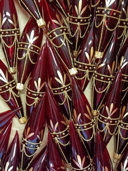 Skleněná vánoční ozdoba Kapka Burgundy Lesk
