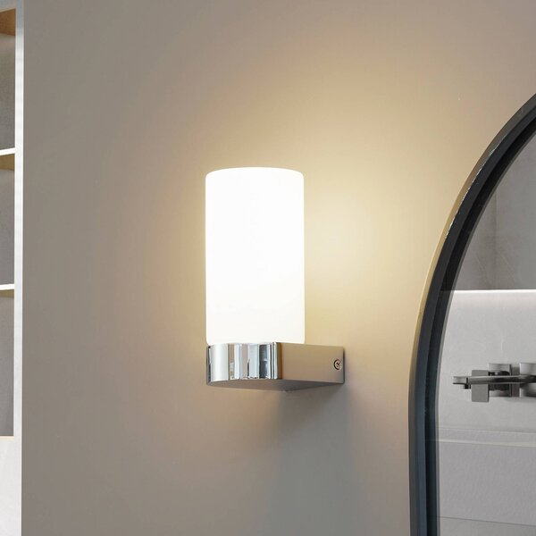 Lucande Koupelnové nástěnné svítidlo Basolo, chrom, výška 17,2 cm, sklo, stmívatelný, Chrom / stříbro, Koupelna, kov, Moderní