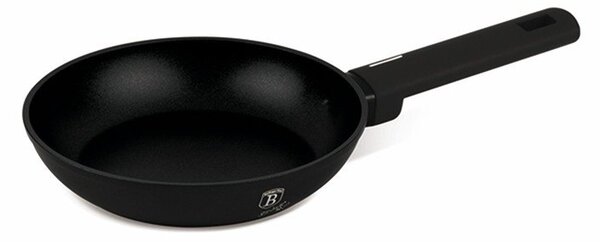 Pánev s titanovým povrchem 20 cm Matte Black Collection